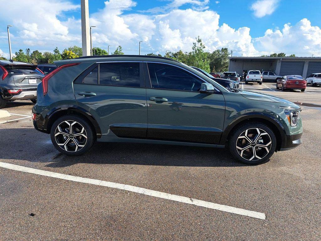 new 2025 Kia Niro car, priced at $29,522