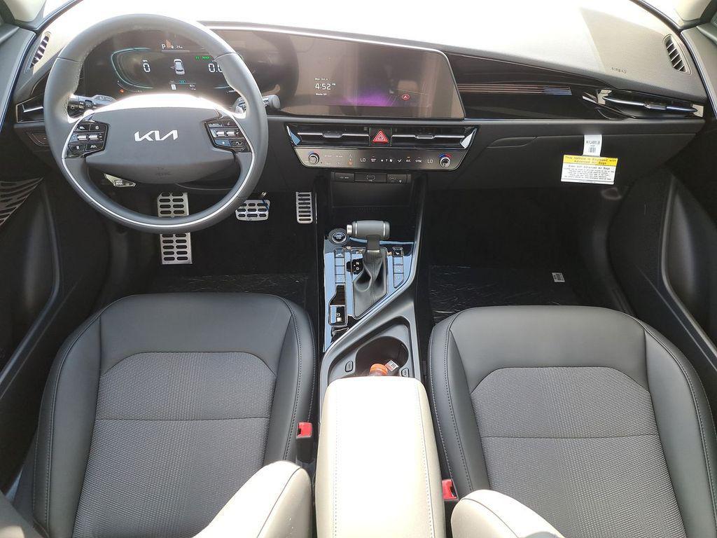 new 2025 Kia Niro car, priced at $28,772