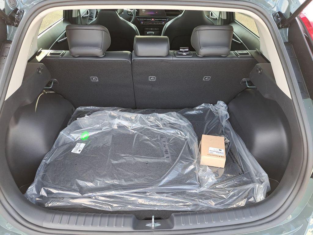 new 2025 Kia Niro car, priced at $28,772