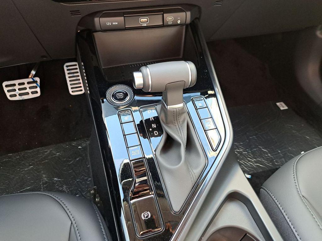 new 2025 Kia Niro car, priced at $28,772