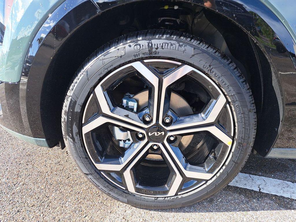 new 2025 Kia Niro car, priced at $28,772