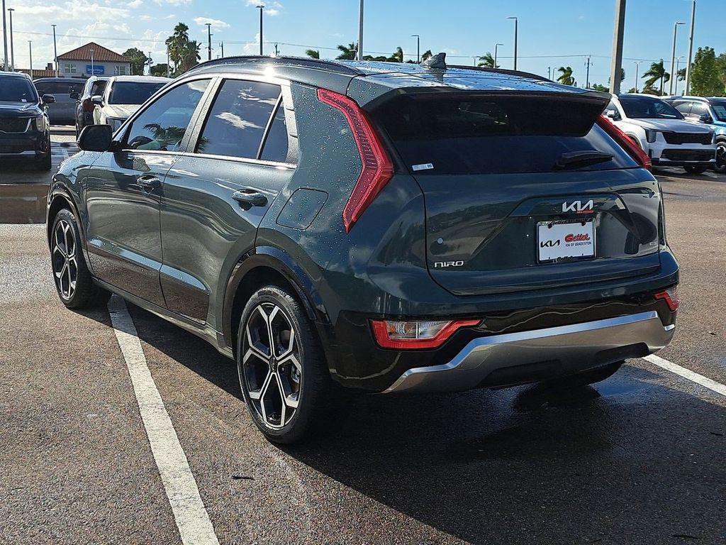 new 2025 Kia Niro car, priced at $29,522