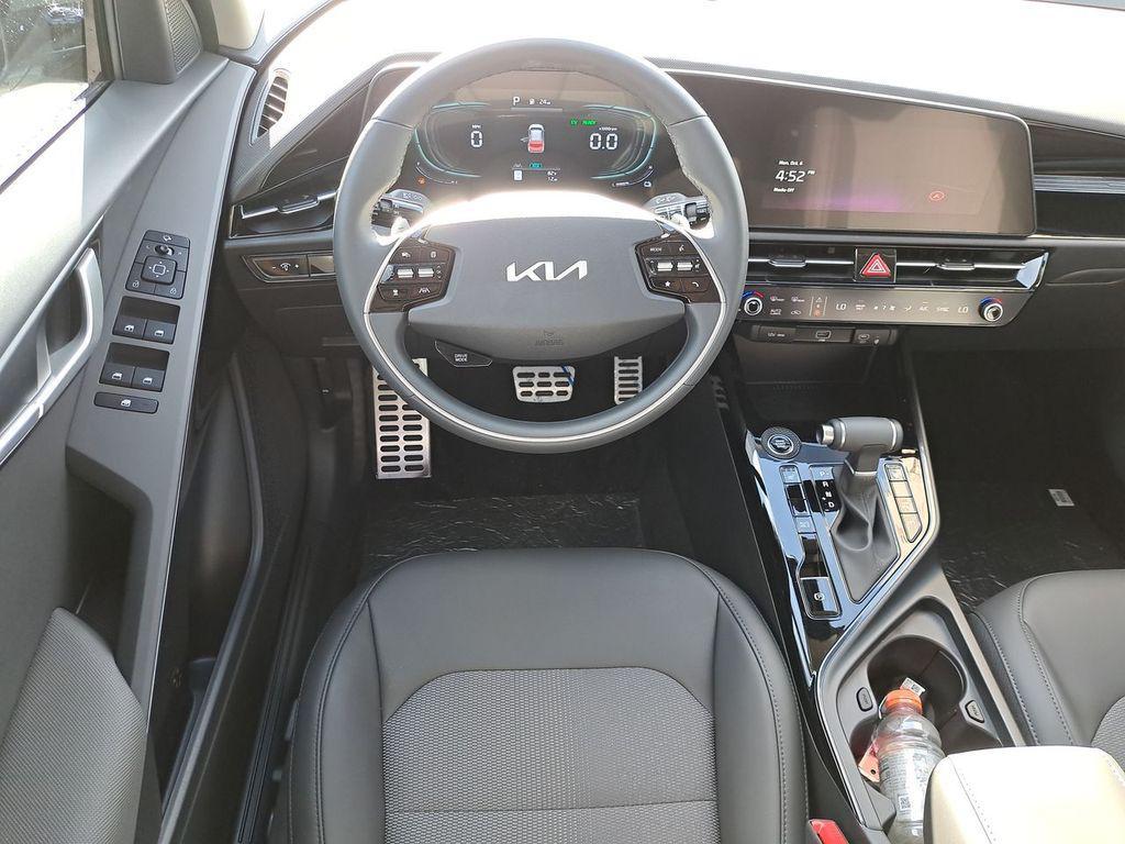 new 2025 Kia Niro car, priced at $28,772