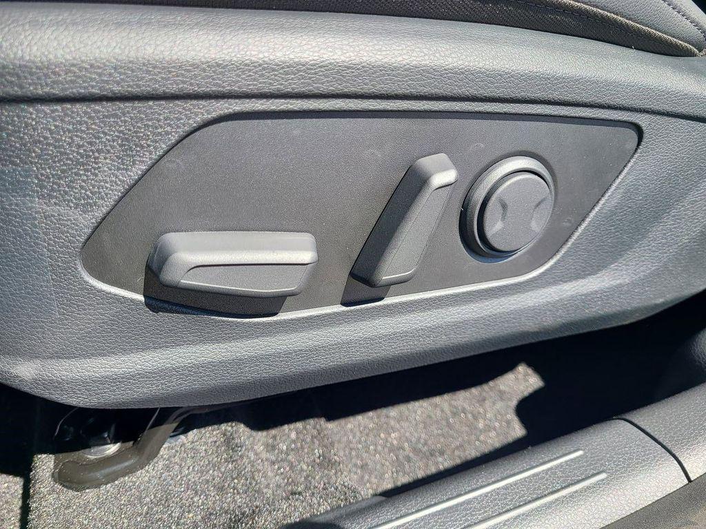 new 2026 Kia Sportage car, priced at $34,201