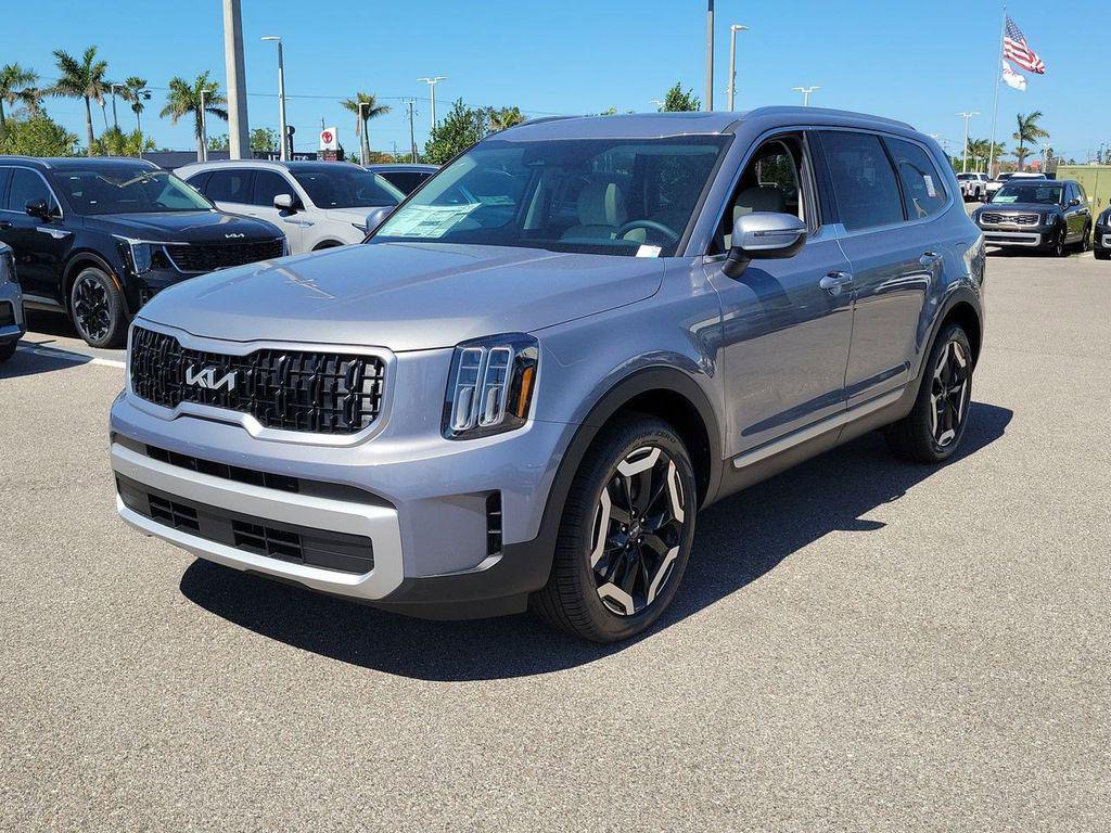 new 2025 Kia Telluride car, priced at $43,021