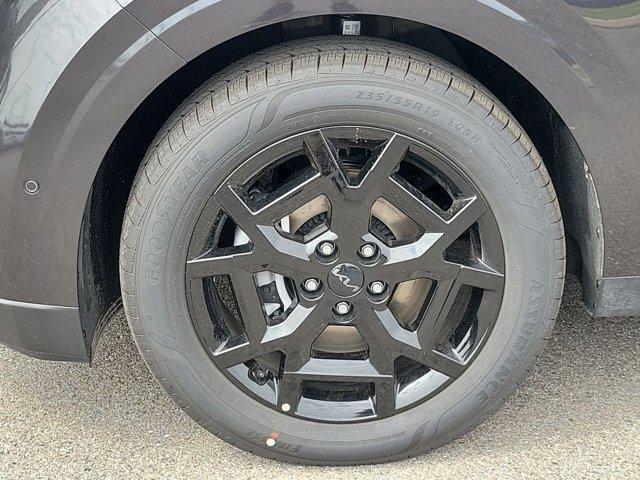 new 2025 Kia Carnival Hybrid car, priced at $50,920
