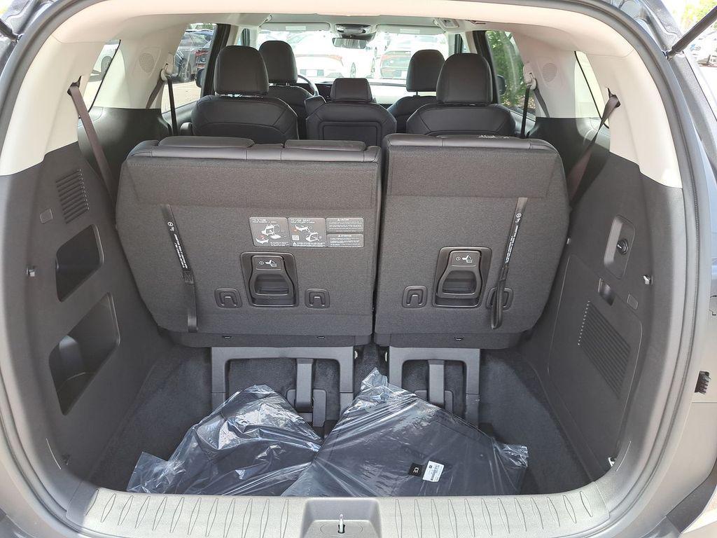 new 2026 Kia Carnival car, priced at $37,916