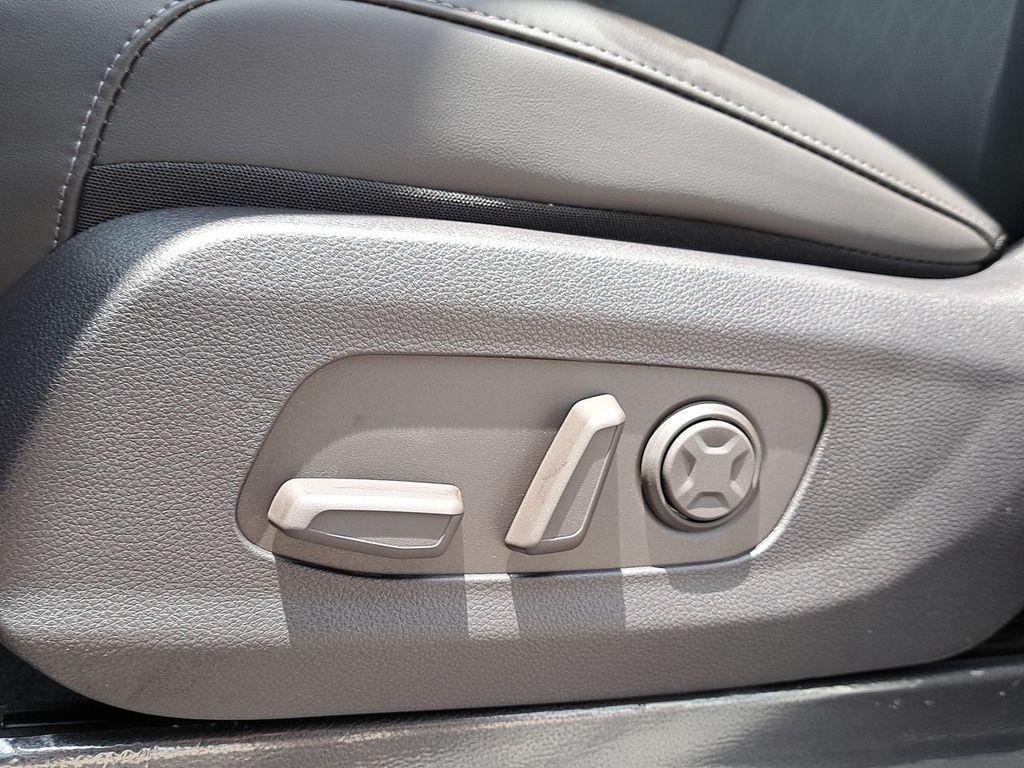 new 2026 Kia Carnival car, priced at $37,916