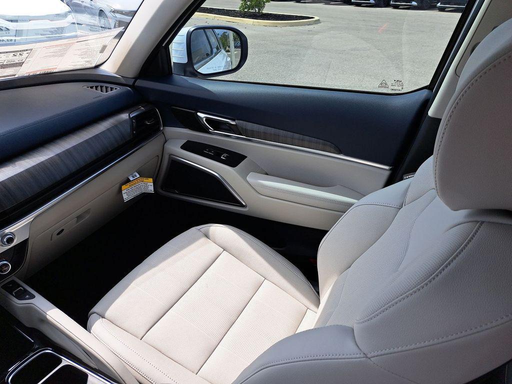 new 2025 Kia Telluride car, priced at $43,049