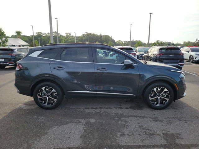 new 2025 Kia Sportage car, priced at $32,885