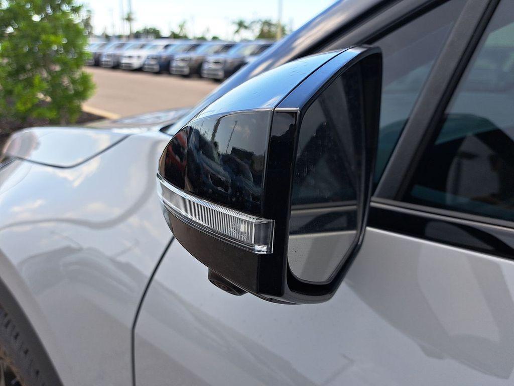 new 2026 Kia Sportage car, priced at $39,009