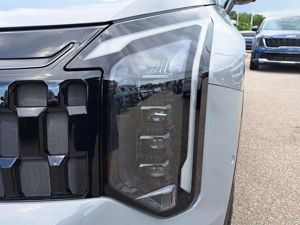 new 2026 Kia Sportage car, priced at $39,009