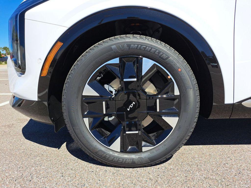 new 2026 Kia Sportage car, priced at $36,354