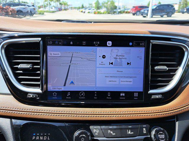 used 2021 Chrysler Pacifica Hybrid car, priced at $20,718
