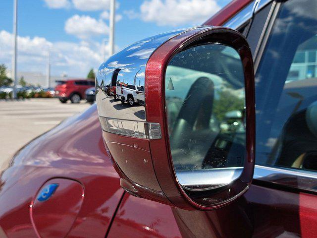 used 2021 Chrysler Pacifica Hybrid car, priced at $20,718