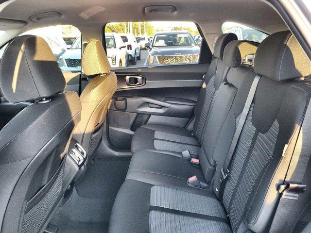 new 2025 Kia Sorento car, priced at $29,448