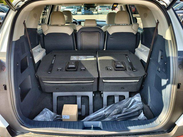 new 2025 Kia Carnival Hybrid car, priced at $43,472