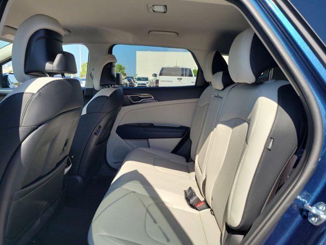 new 2025 Kia Sportage Hybrid car, priced at $32,623