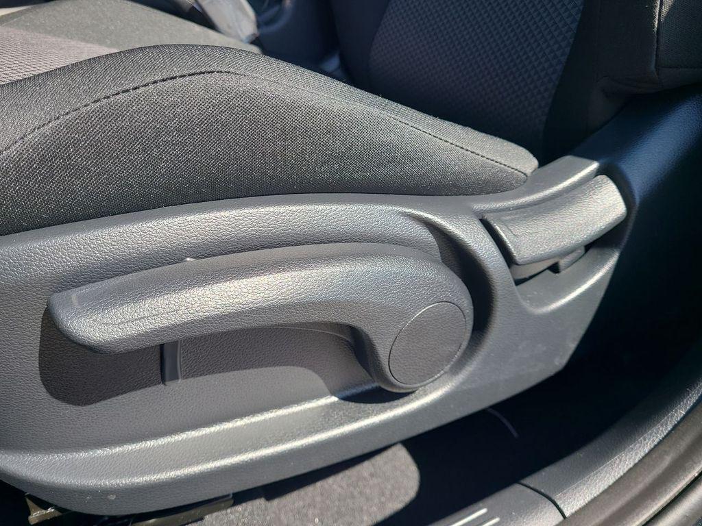 new 2025 Kia Soul car, priced at $20,561