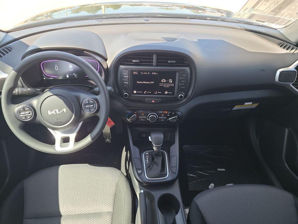 new 2025 Kia Soul car, priced at $20,561