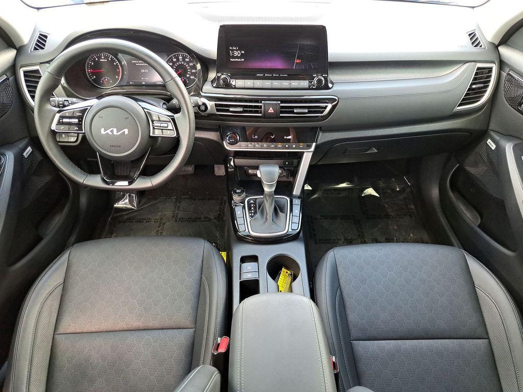 used 2023 Kia Seltos car, priced at $21,097