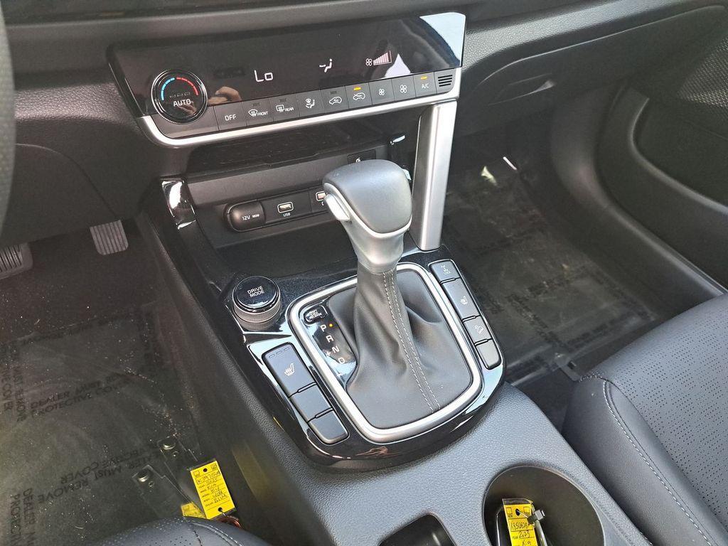 used 2023 Kia Seltos car, priced at $21,097