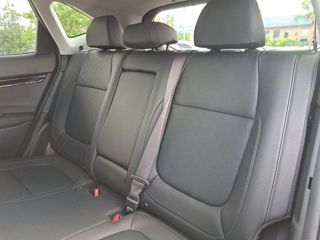 used 2023 Kia Seltos car, priced at $21,097