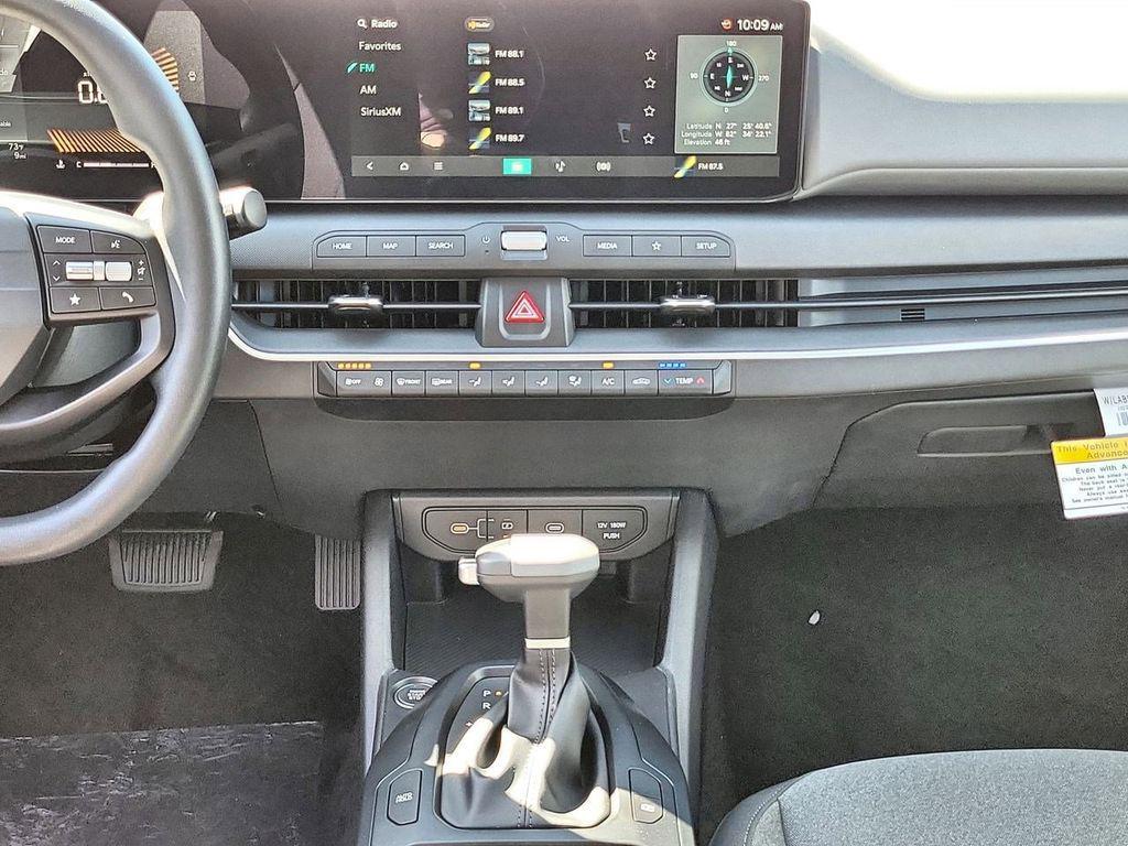 new 2025 Kia K4 car, priced at $23,175