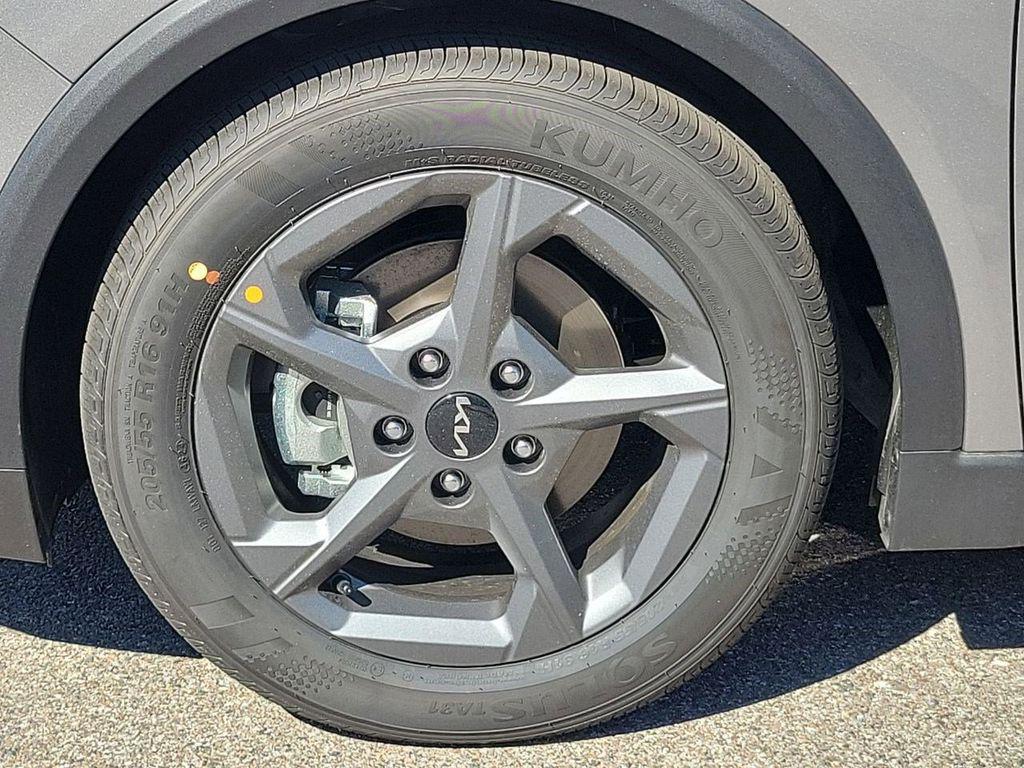new 2025 Kia K4 car, priced at $23,175