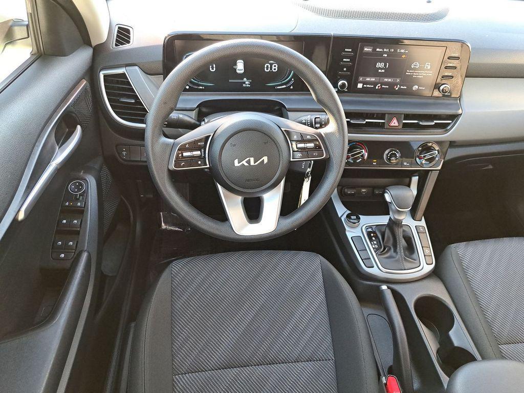 used 2025 Kia Seltos car, priced at $22,423