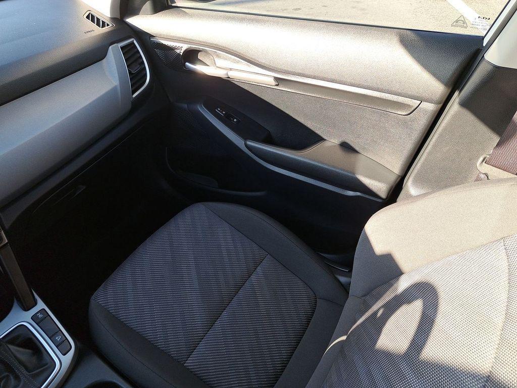 used 2025 Kia Seltos car, priced at $22,423