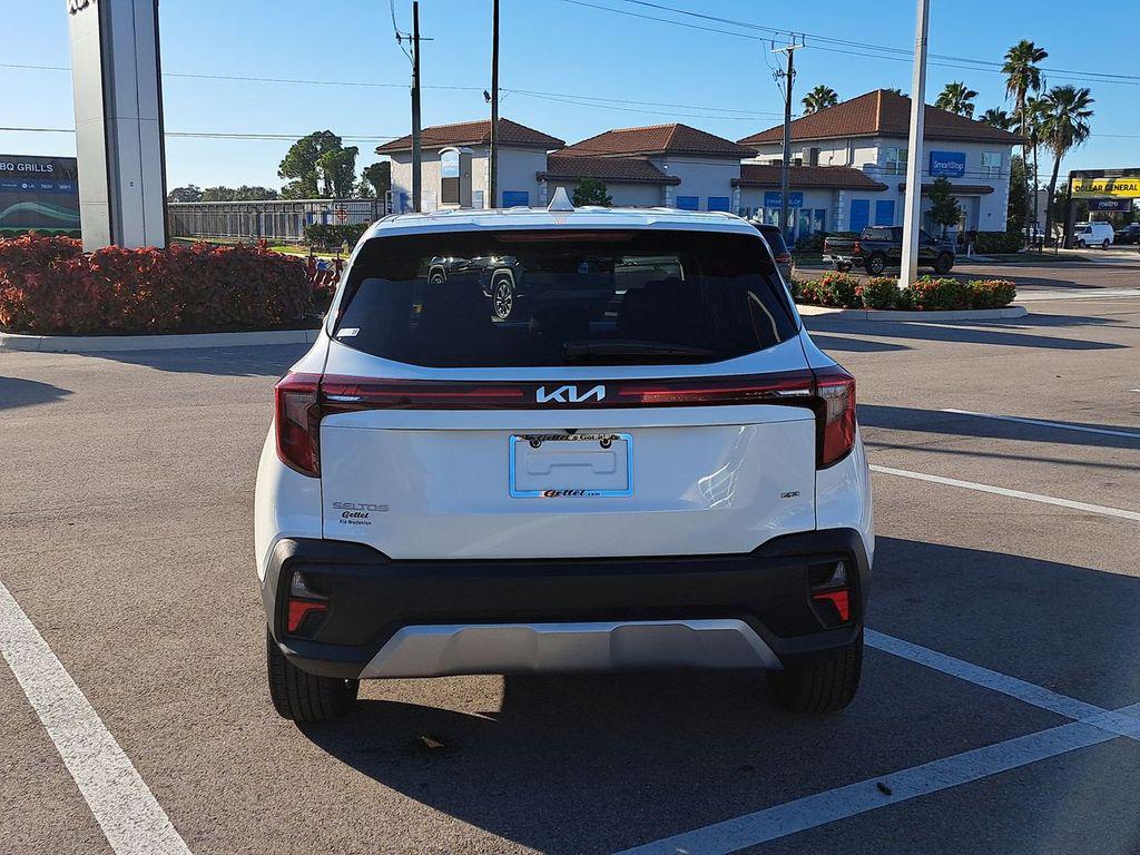 used 2025 Kia Seltos car, priced at $22,423
