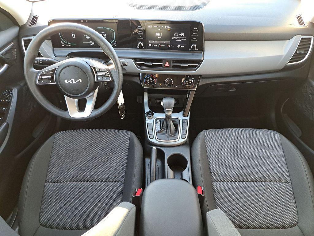 used 2025 Kia Seltos car, priced at $22,423
