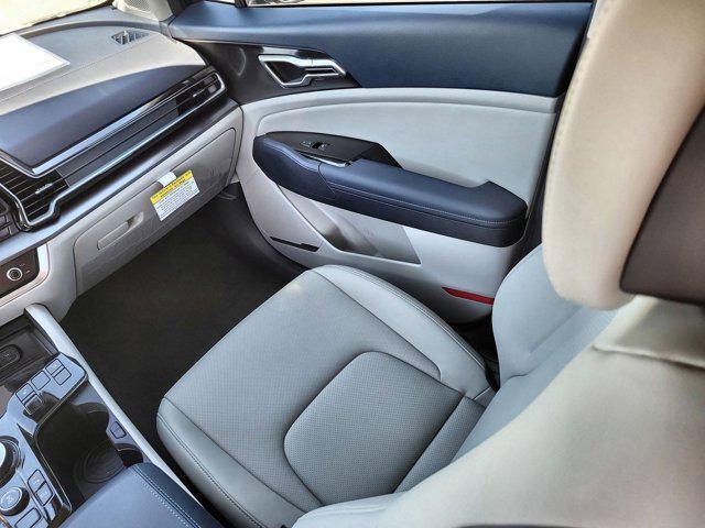 new 2025 Kia Sportage Hybrid car, priced at $32,798