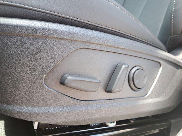 new 2025 Kia Sorento car, priced at $39,563