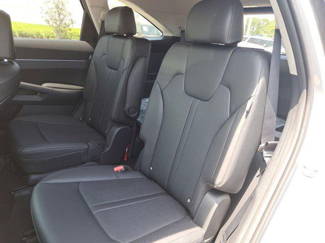 new 2025 Kia Sorento car, priced at $39,563
