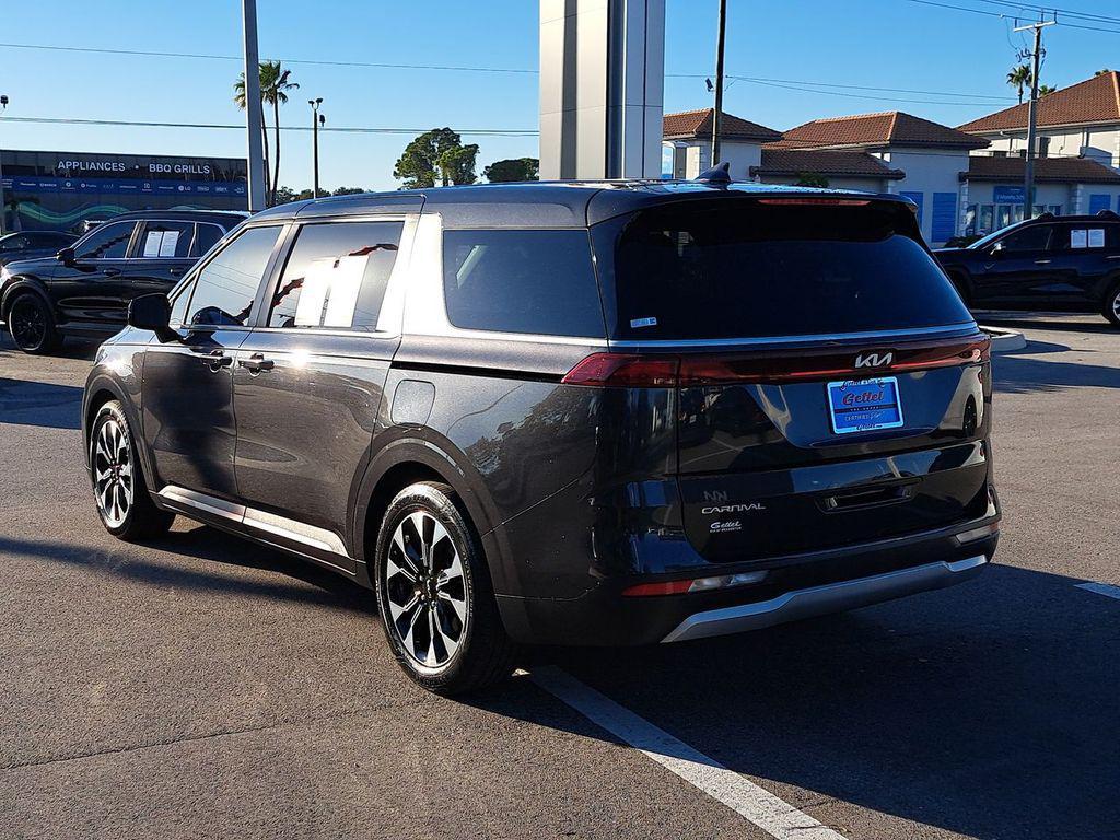 used 2024 Kia Carnival car, priced at $31,496
