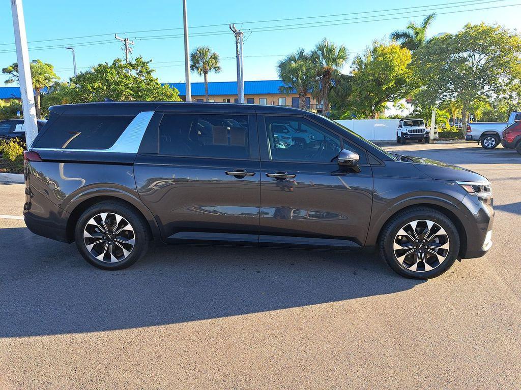 used 2024 Kia Carnival car, priced at $31,496