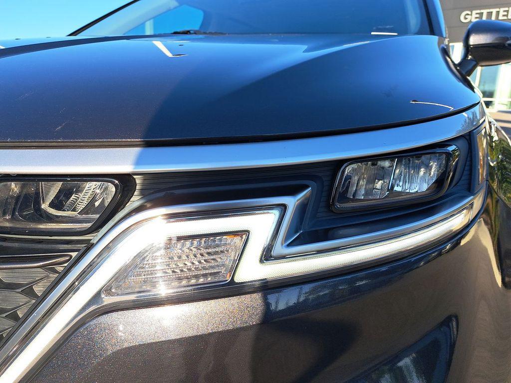 used 2024 Kia Carnival car, priced at $31,496