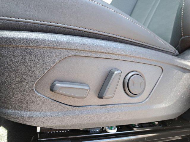 new 2025 Kia Sorento car, priced at $35,770