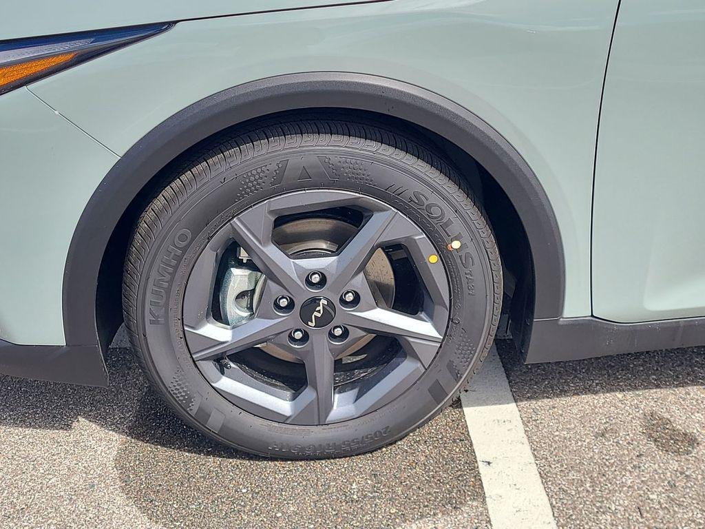 new 2025 Kia K4 car, priced at $22,669