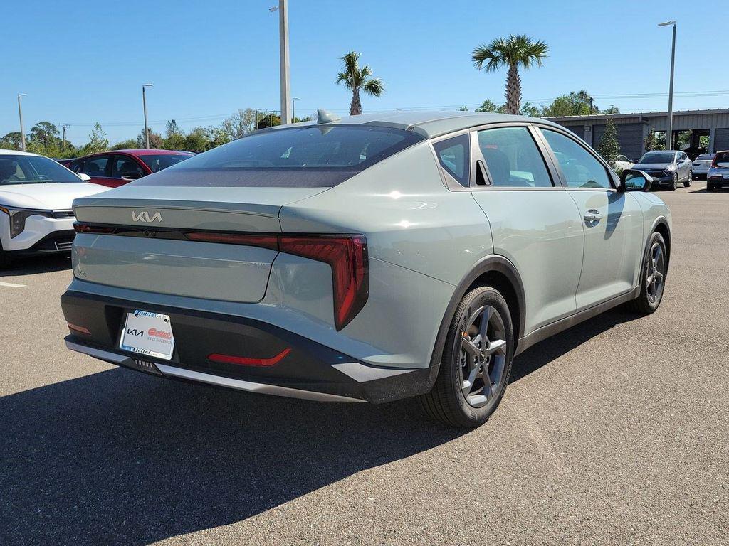 new 2025 Kia K4 car, priced at $23,175
