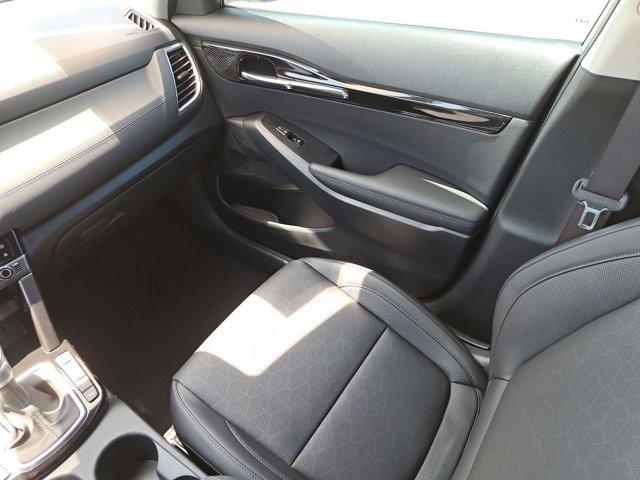 new 2025 Kia Seltos car, priced at $29,612