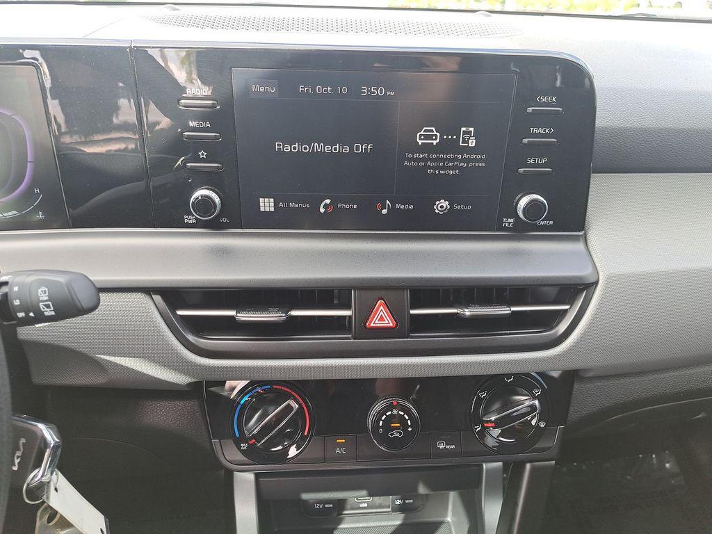 used 2025 Kia Seltos car, priced at $21,024