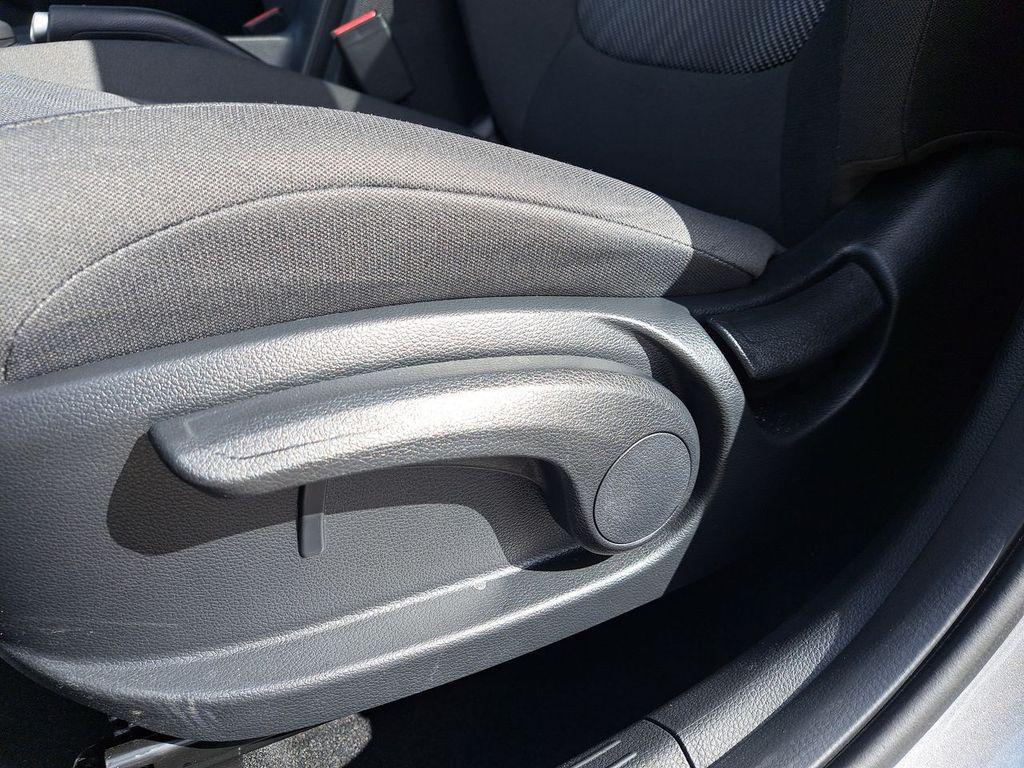 used 2025 Kia Seltos car, priced at $21,024