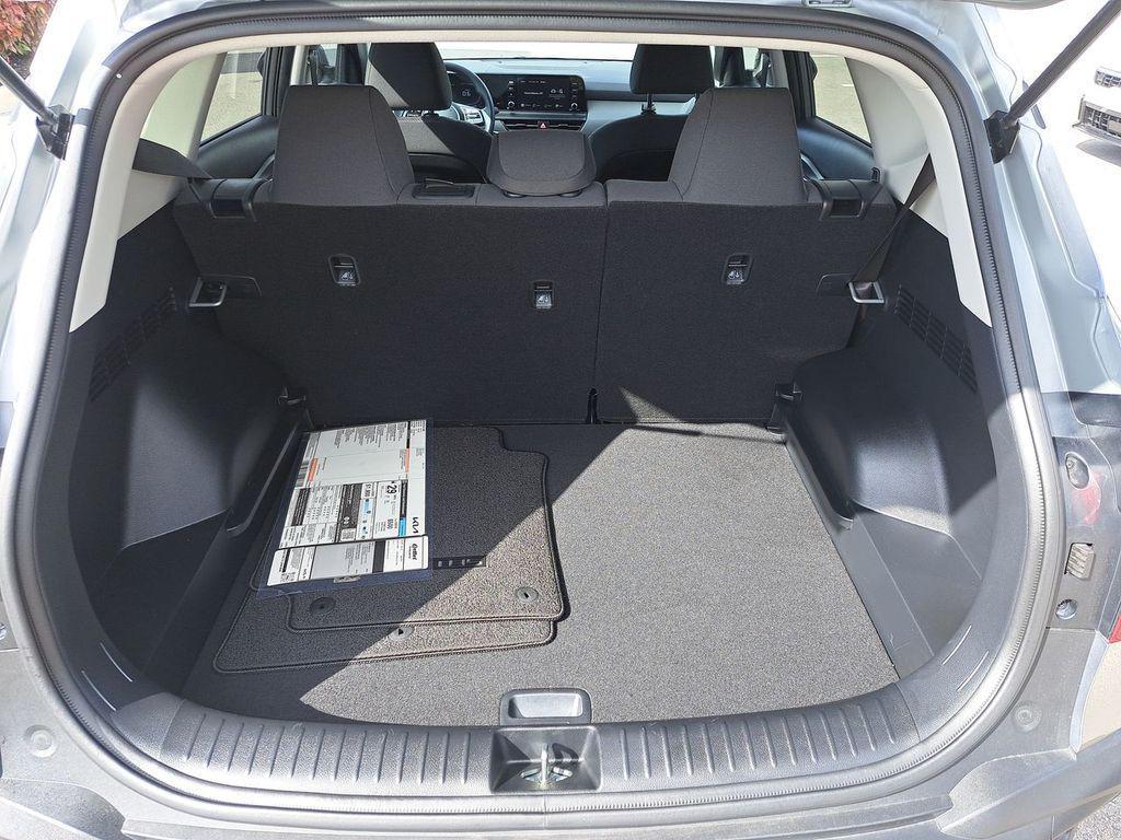 used 2025 Kia Seltos car, priced at $21,024