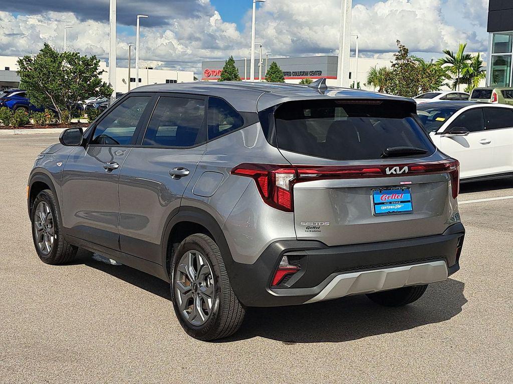 used 2025 Kia Seltos car, priced at $21,024