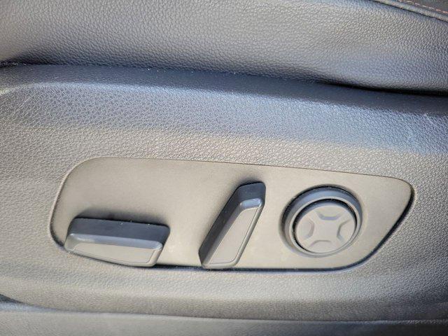 used 2023 Kia Carnival car, priced at $36,669