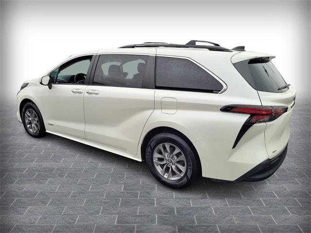 used 2021 Toyota Sienna car