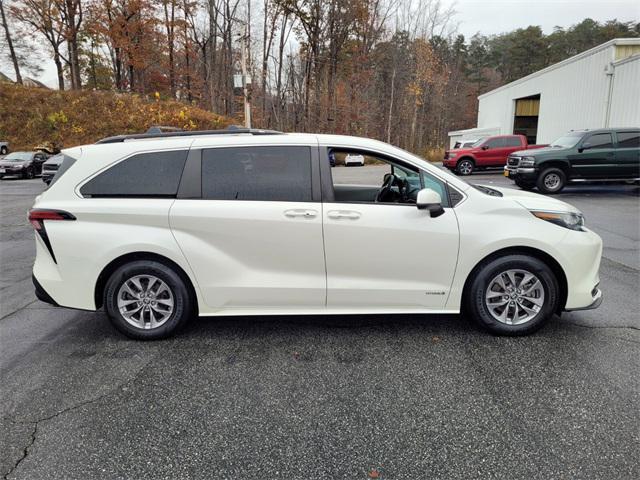 used 2021 Toyota Sienna car